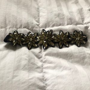 Crystal flower belt worn less than 10 times